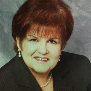 Meet your Posher, Aleida